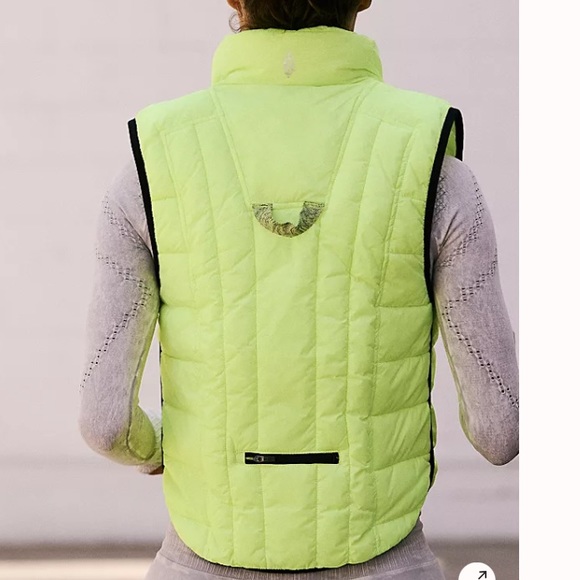 NWOT Run This Puffer Vest perfect for pickle-ball - Picture 3 of 10